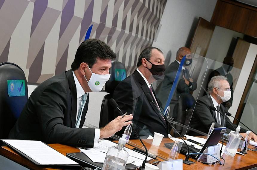 Ex-ministro da Saúde, Luiz Henrique Mandetta, depõe na CPI da Pandemia no Senado
